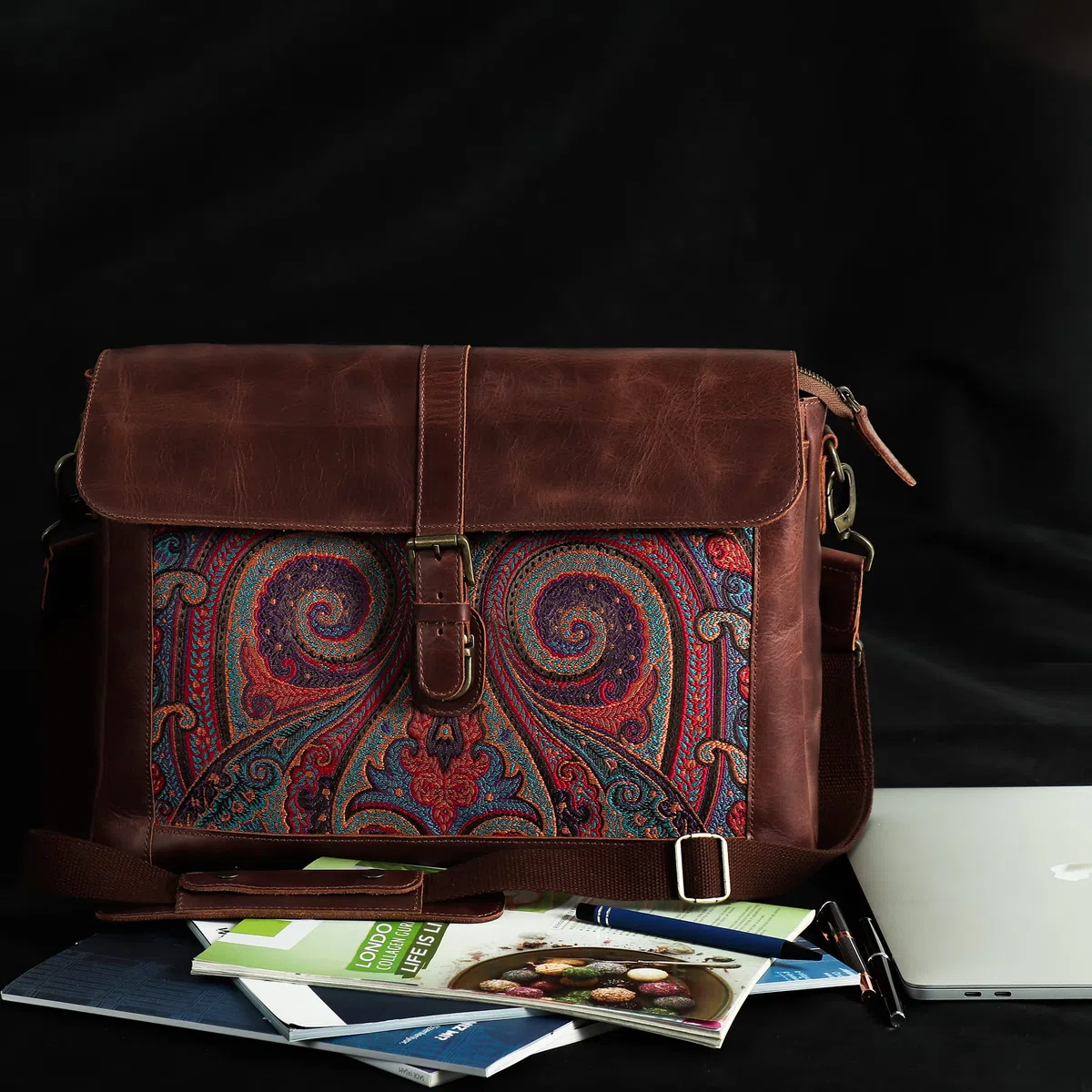 Londo Zion Sac ordinateur messager - Cuir pleine fleur pour les professionnels de la tech élégants