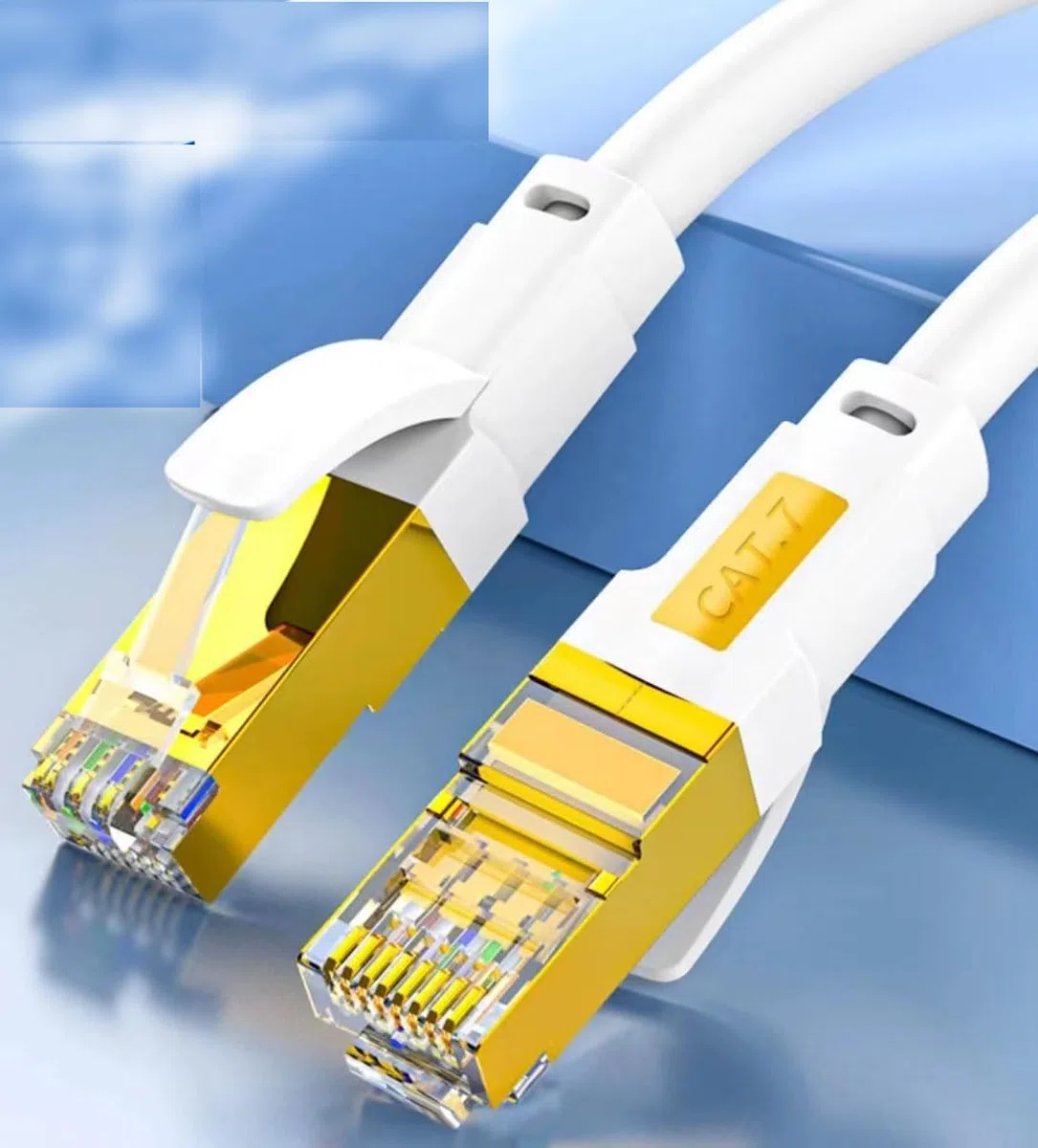 Elfcam - 15m Cat7 Câble Ethernet Rond, Diamètre Extérieur de 4,8 mm, Bande Passante de 600 MHz, Blindage U/FTP, 28 AWG, Cuivre pur, Convient pour Internet, Les PC et Les Routeurs, Blanc.