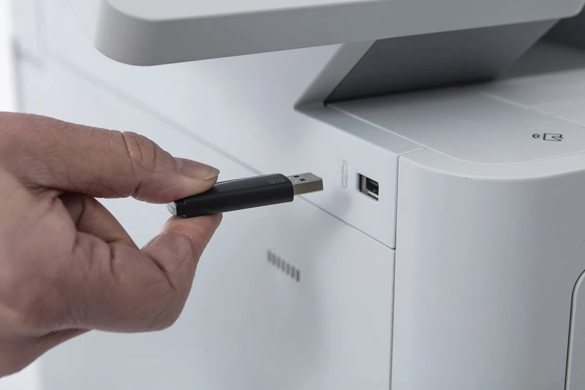 Brother MFC-L9630CDN | Imprimante Multifonction 4 en 1 | Laser Couleur | Imprime jusqu'à 40 ppm | WiFi